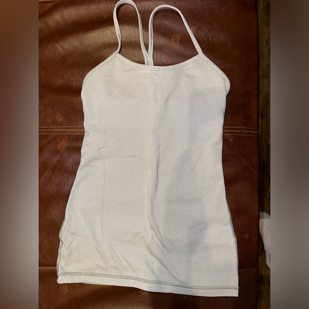 Lululemon Y tank top size 2